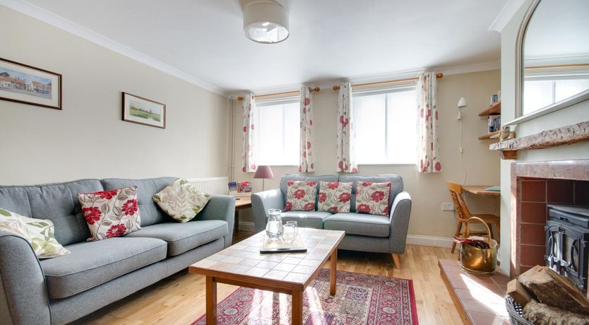 Photo of 2 Bed in Holt
