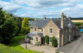 Photo of 5-bed-in-perth