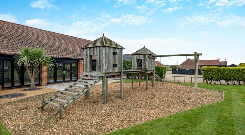 Photo of 4 Bed in Roughton