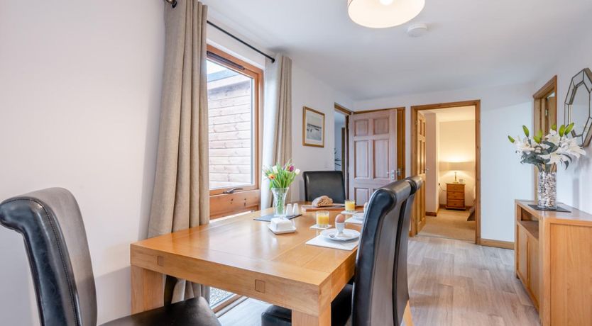 Photo of 1 Bed in Weybourne