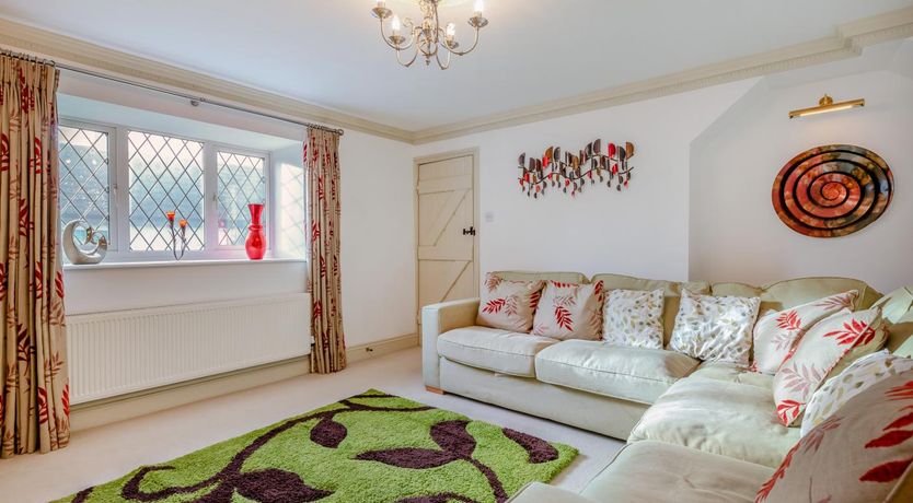 Photo of 4 Bed in Braunton