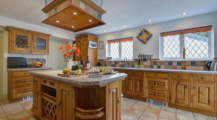 Photo of 4 Bed in Braunton