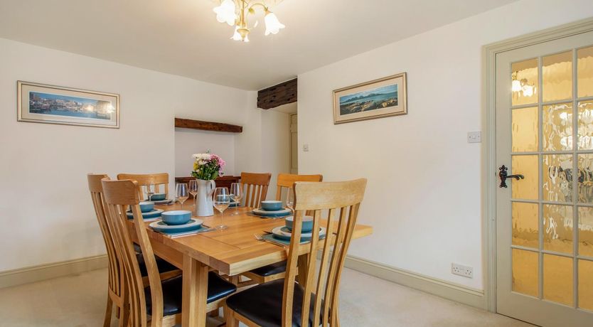 Photo of 4 Bed in Braunton