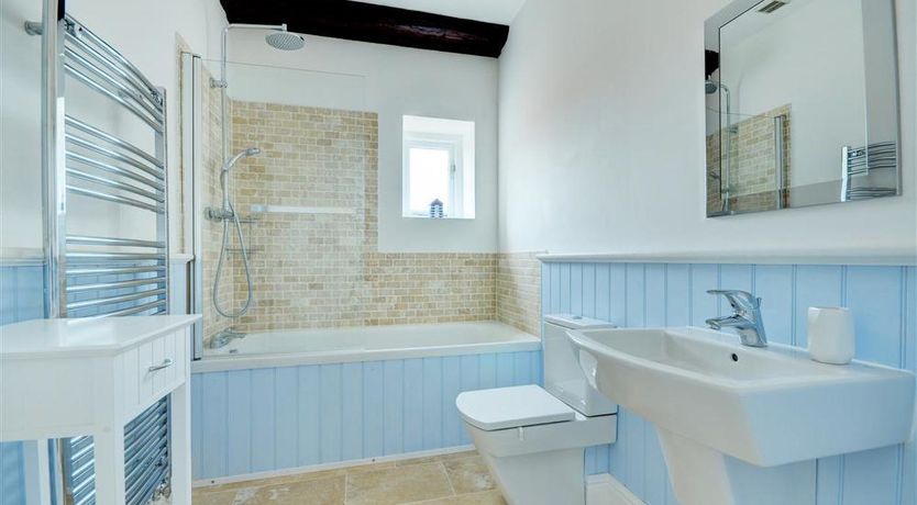 Photo of 4 Bed in Stanhoe