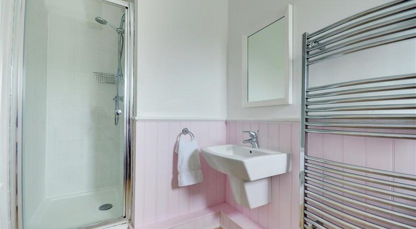 Photo of 4 Bed in Stanhoe