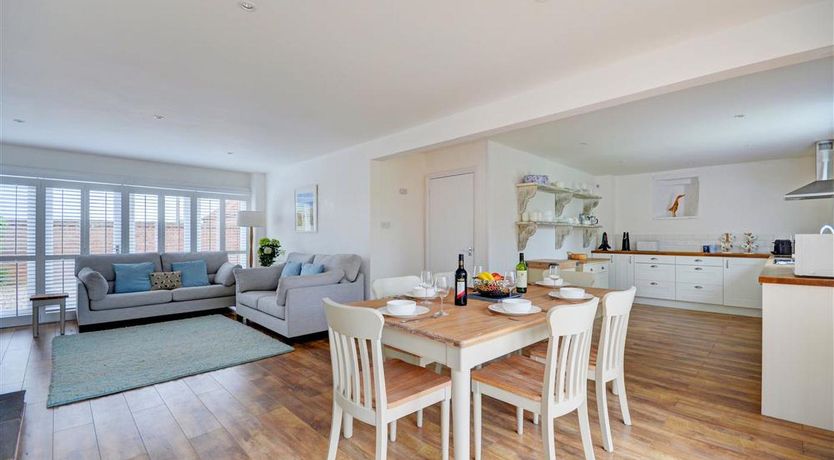 Photo of 4 Bed in Stanhoe