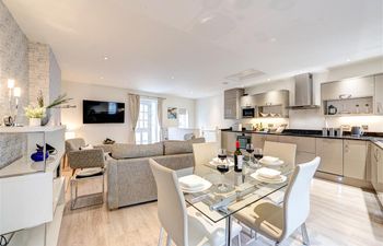 2 Bed in Dartmouth Holiday Home
