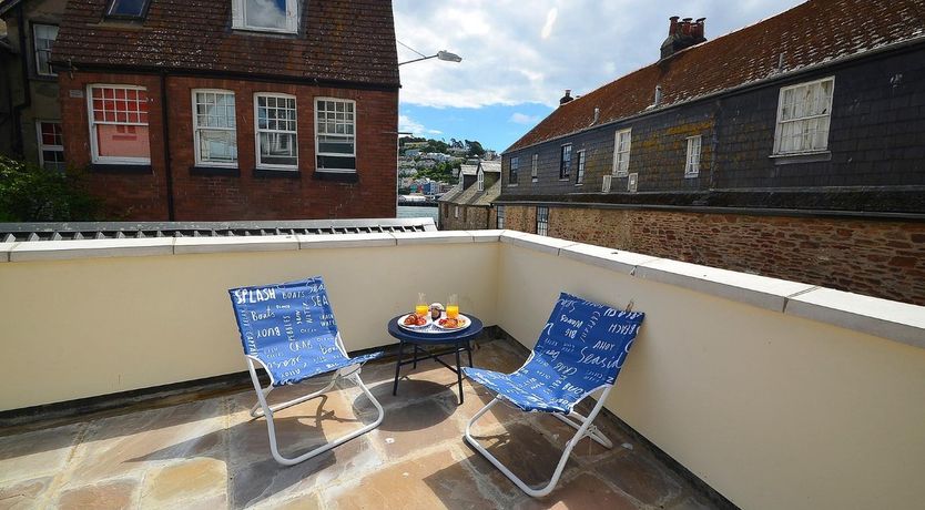 Photo of 2 Bed in Dartmouth