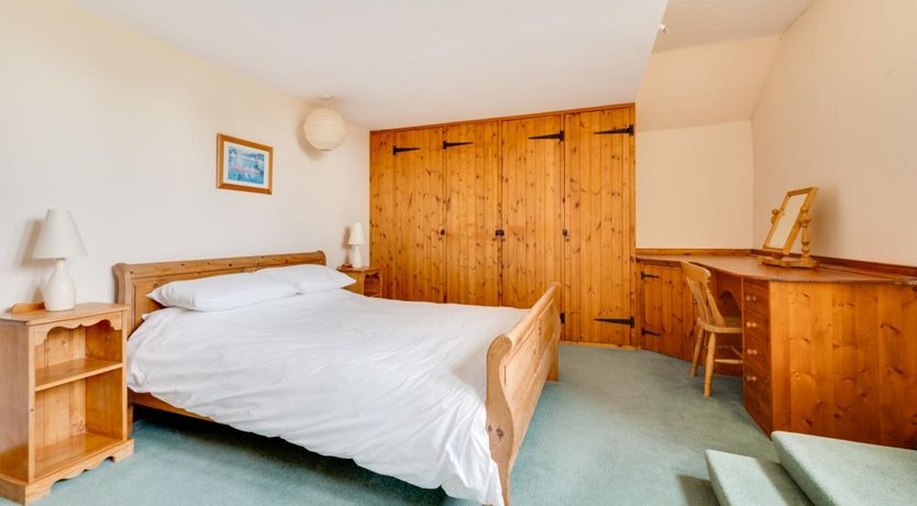 Photo of 4 Bed in Holt