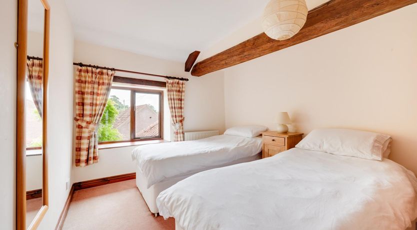 Photo of 4 Bed in Holt