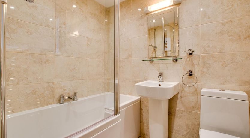 Photo of 3 Bed in Haverfordwest