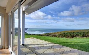 Photo of 4 Bed in Porthtowan