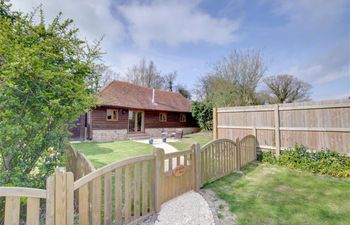 2 Bed in Rolvenden Holiday Home