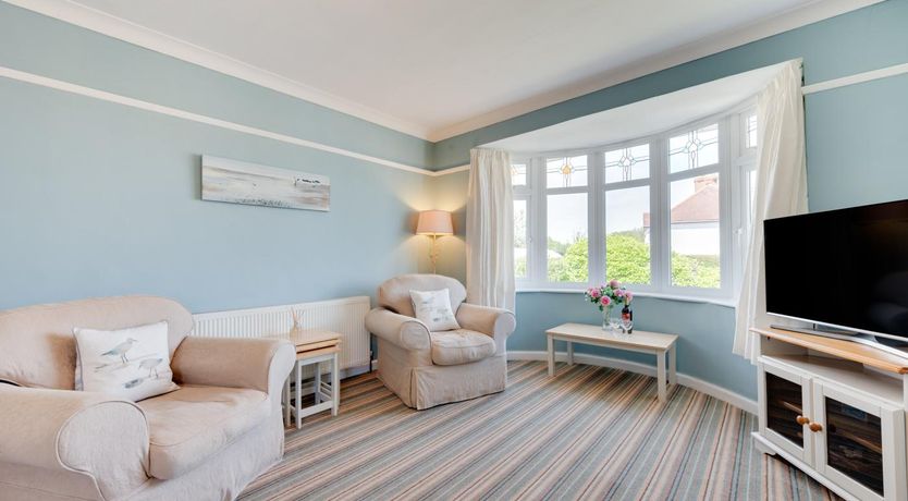 Photo of 2 Bed in Paignton