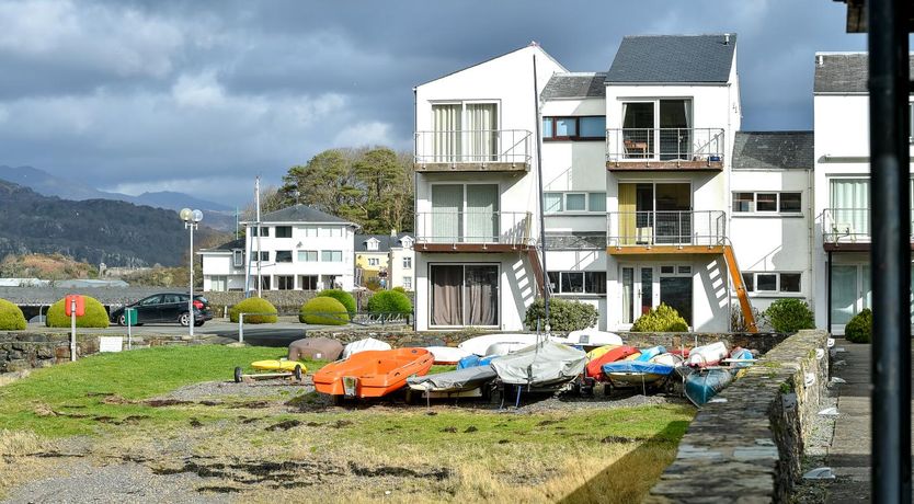 Photo of 2 Bed in Porthmadog