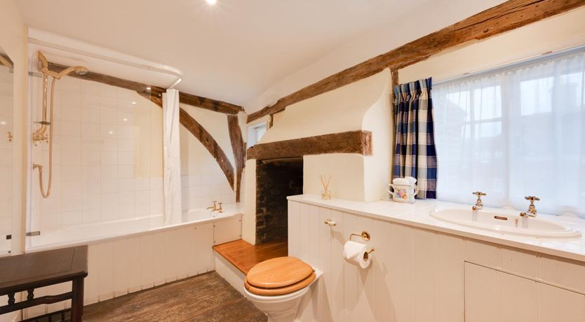 Photo of 2 Bed in Sissinghurst