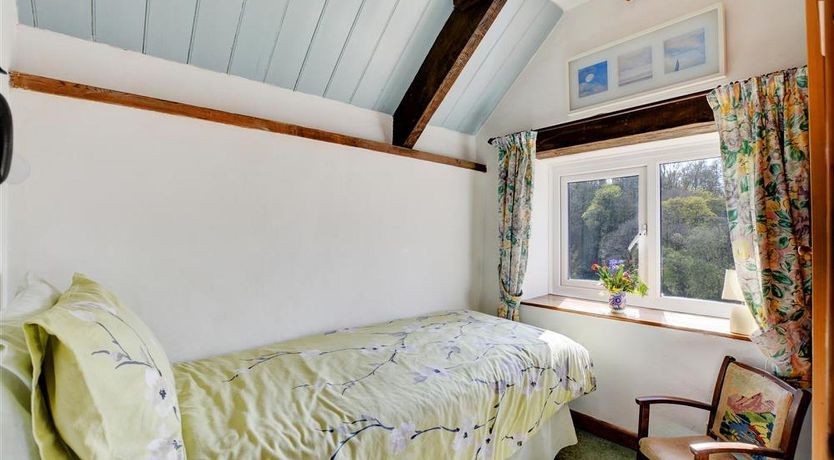 Photo of 2 Bed in Whitland