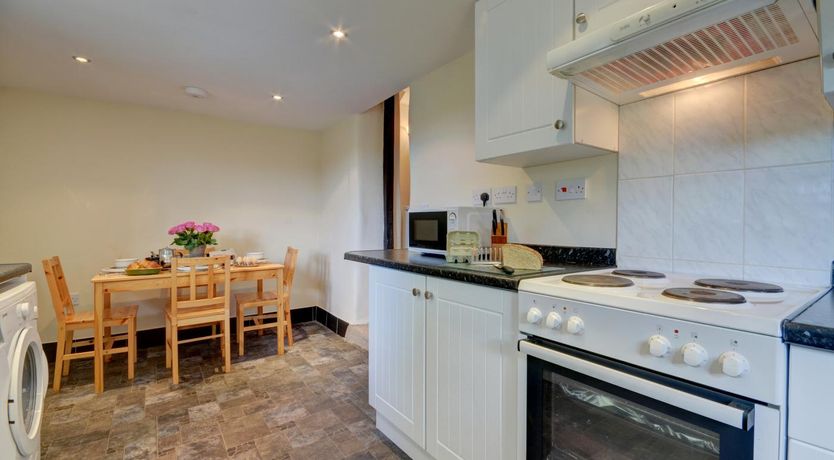 Photo of 2 Bed in Barnstaple