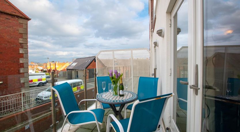 Photo of 2 Bed in Whitby