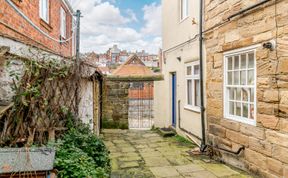 Photo of 1 Bed in Whitby