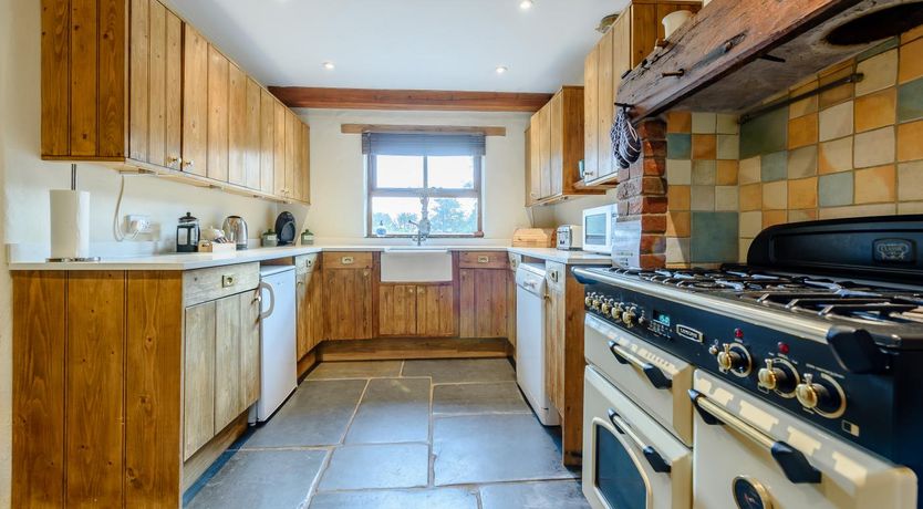 Photo of 3 Bed in Manorbier