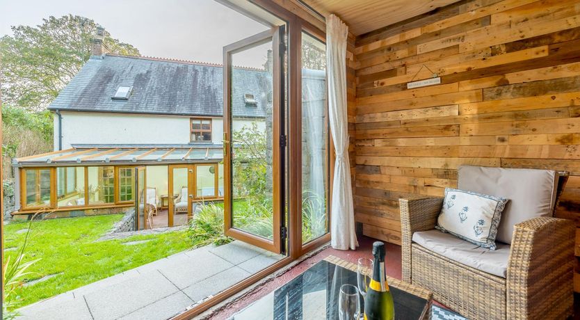 Photo of 3 Bed in Manorbier