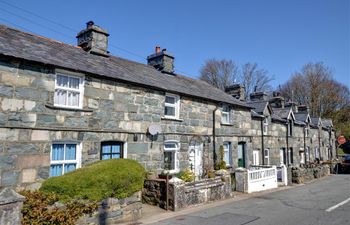 1 Bed in Blaenau Ffestiniog Holiday Home