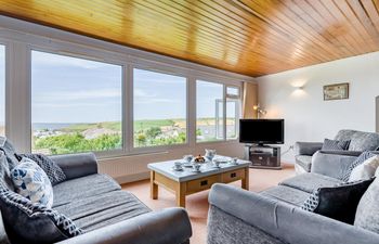 4 Bed in Padstow Holiday Home