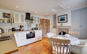 Photo of 2 Bed in Snape