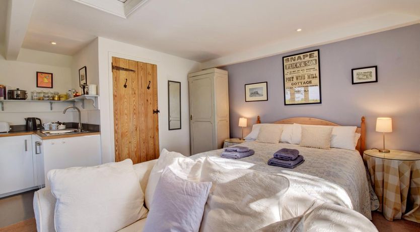 Photo of 2 Bed in Snape