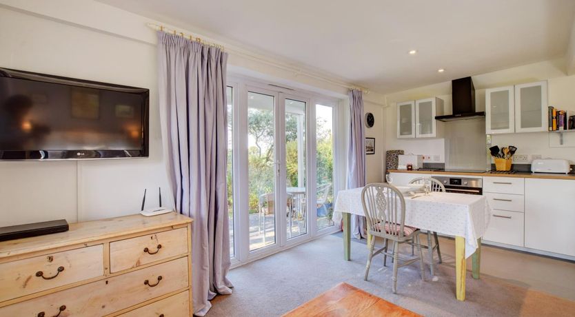 Photo of 2 Bed in Snape