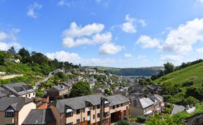 Photo of 4 Bed in Dartmouth