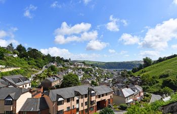 4 Bed in Dartmouth Holiday Home