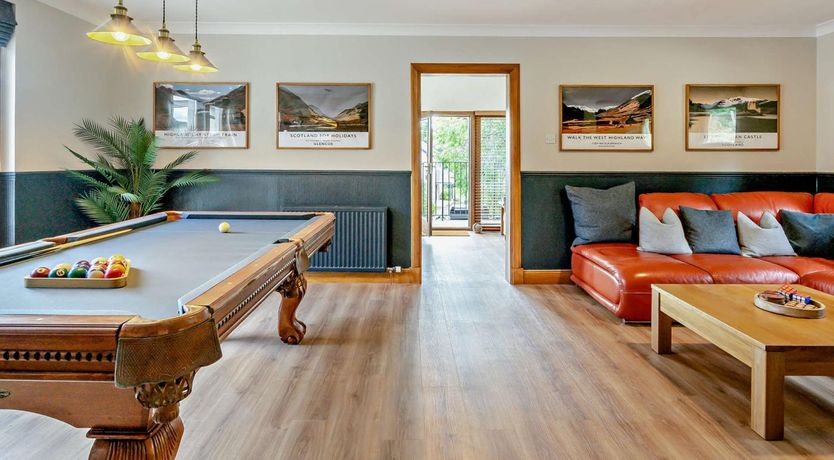 Photo of 6 Bed in Perth
