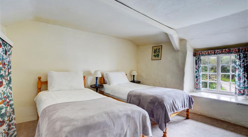 Photo of 3 Bed in Lostwithiel