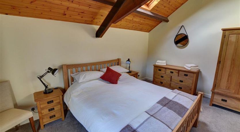 Photo of 2 Bed in Llandinam