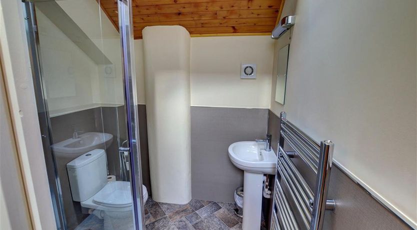 Photo of 2 Bed in Llandinam