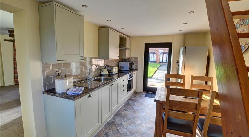 Photo of 2 Bed in Llandinam