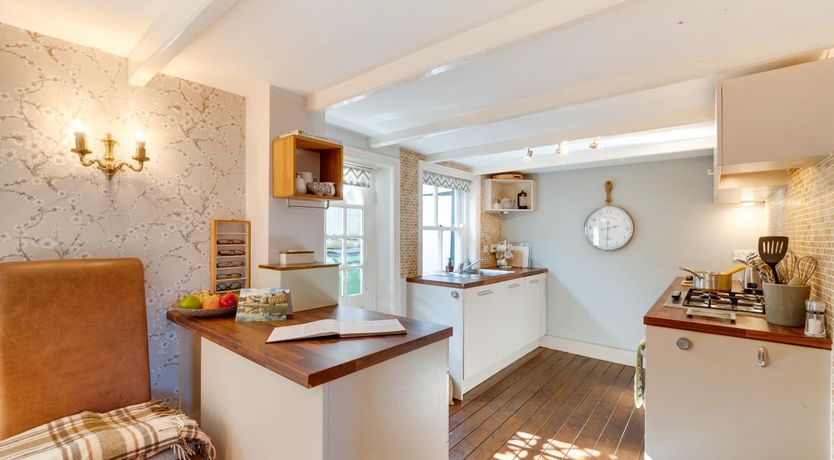 Photo of 3 Bed in Robin Hoods Bay