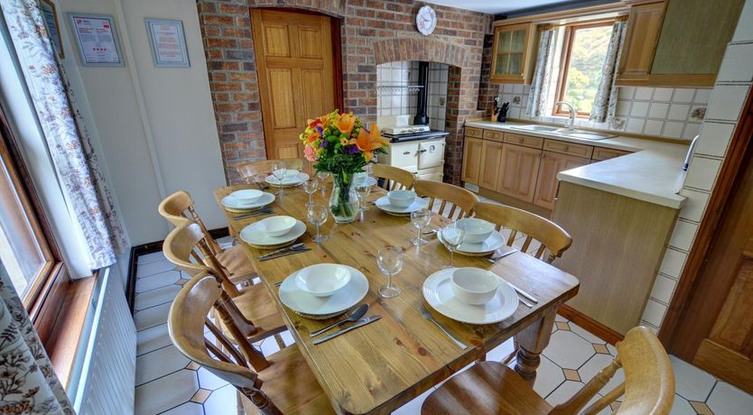 Photo of 3 Bed in Fishguard