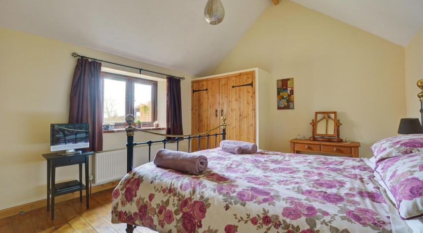 Photo of 4 Bed in Thursford