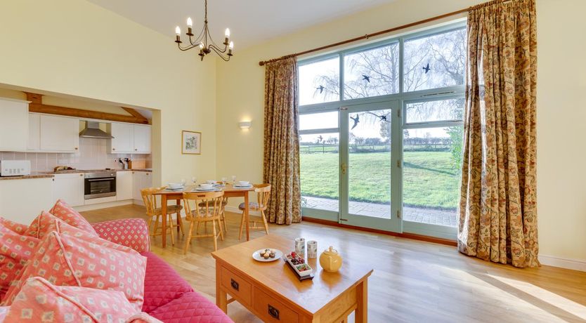 Photo of 2 Bed in Loddon