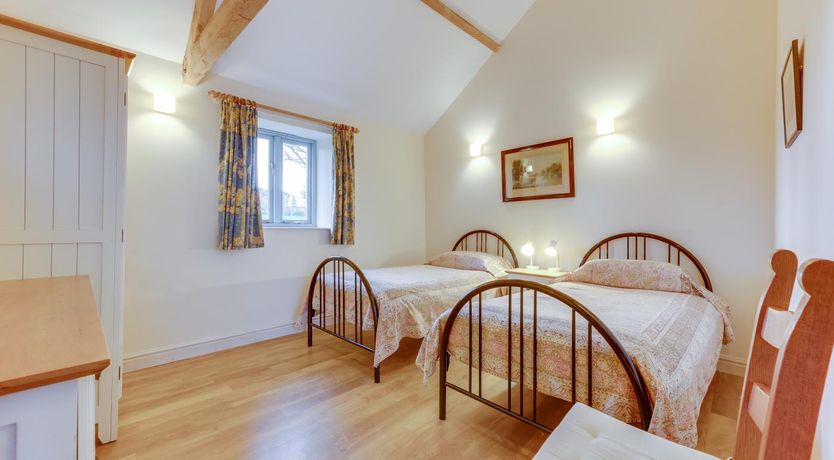 Photo of 2 Bed in Loddon