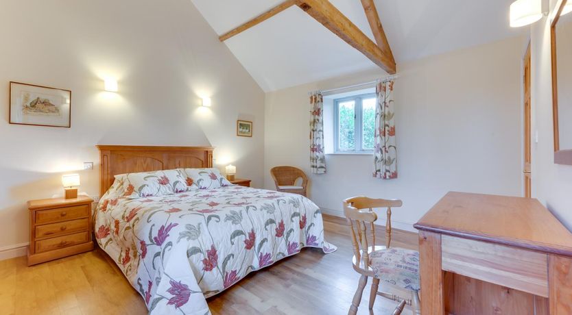 Photo of 2 Bed in Loddon