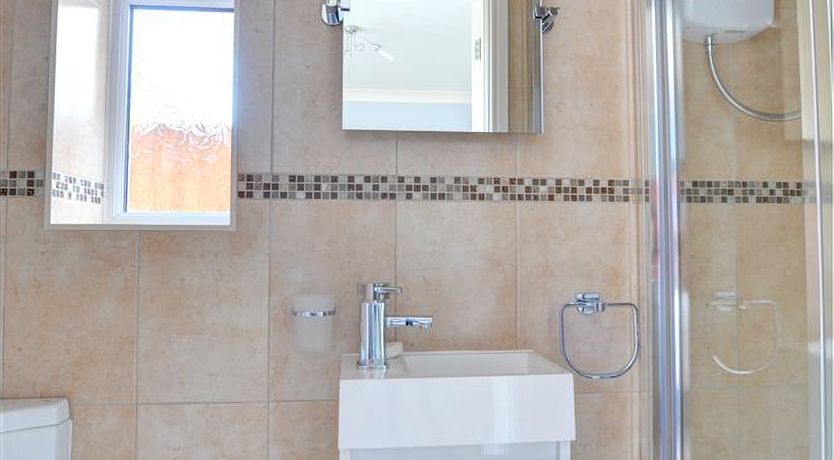 Photo of 3 Bed in Dyffryn Ardudwy