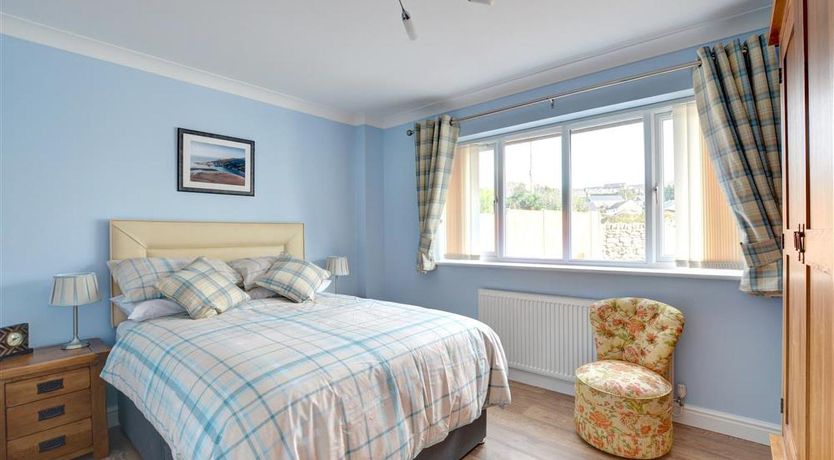 Photo of 3 Bed in Dyffryn Ardudwy