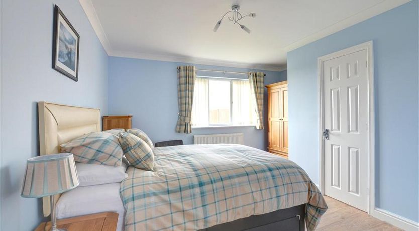 Photo of 3 Bed in Dyffryn Ardudwy