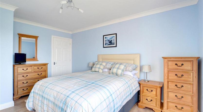 Photo of 3 Bed in Dyffryn Ardudwy