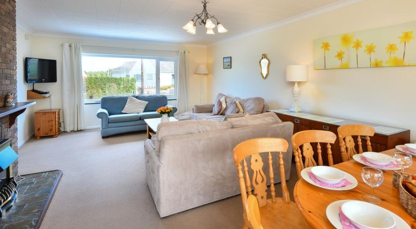 Photo of 4 Bed in Pwllheli