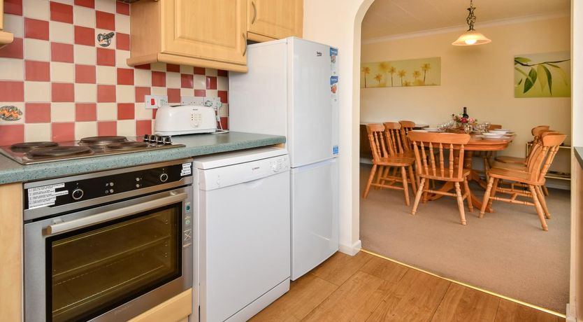 Photo of 4 Bed in Pwllheli